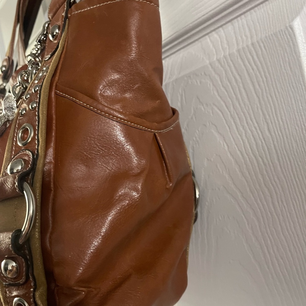 KATHY VAN ZEELAND BAG SUPER SPACIOUS WITH BEAUTIFUL CHARM - Picture 6 of 14